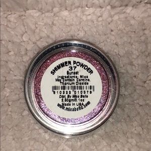 Micabella shimmer powder in 62 Icicle
